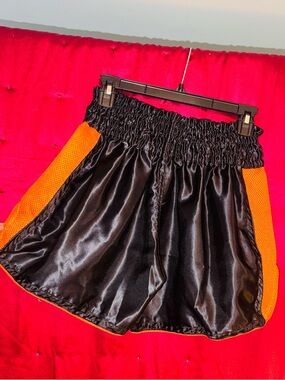 👑 FITS LIKE WOMEN’S MED NAK Black Satin Mini Skirt with Orange Panels